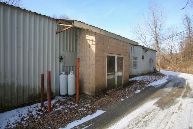3 Segar Mountain Road, Kent, CT 06757