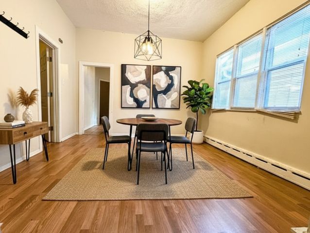 8125 S Escanaba Avenue 2, Chicago, IL 60617