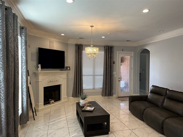 337 Lucille Street, Irving, TX 75060