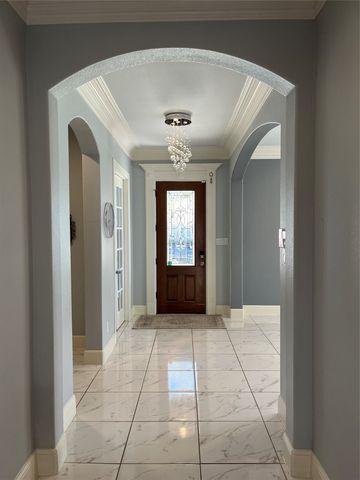 337 Lucille Street, Irving, TX 75060