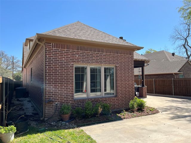 337 Lucille Street, Irving, TX 75060