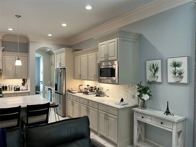 337 Lucille Street, Irving, TX 75060