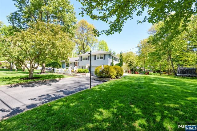 66 Hurley Avenue, Wyckoff, NJ 07481