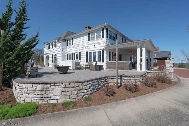 1307 Cisler Drive, Marietta, OH 45750