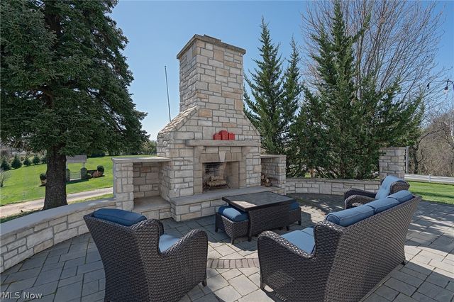 1307 Cisler Drive, Marietta, OH 45750