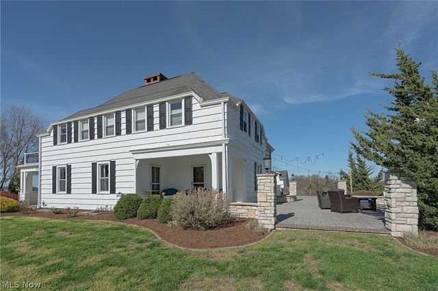 1307 Cisler Drive, Marietta, OH 45750