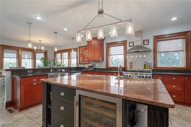 1307 Cisler Drive, Marietta, OH 45750