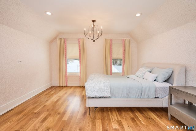 70 Meadow Ridge Road, Fairfield, CT 06890