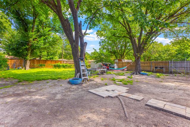 301 W Ridgewood Drive, Garland, TX 75041