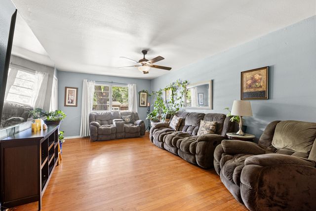 301 W Ridgewood Drive, Garland, TX 75041