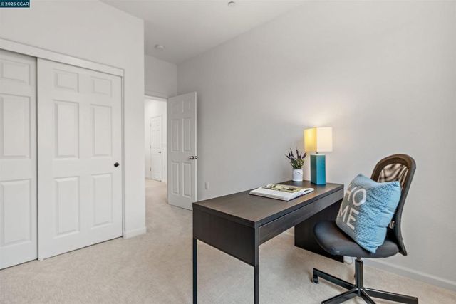 28 Springbrook Ln, Pittsburg, CA 94565