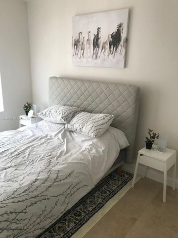 440 SW 5th Ave, Miami, FL 33130