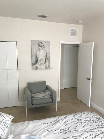 440 SW 5th Ave, Miami, FL 33130