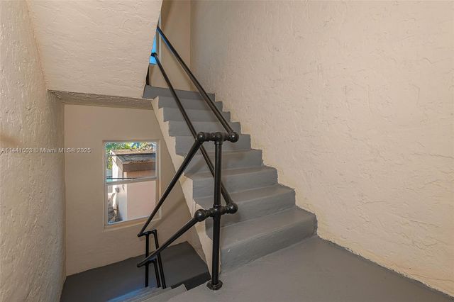 440 SW 5th Ave, Miami, FL 33130