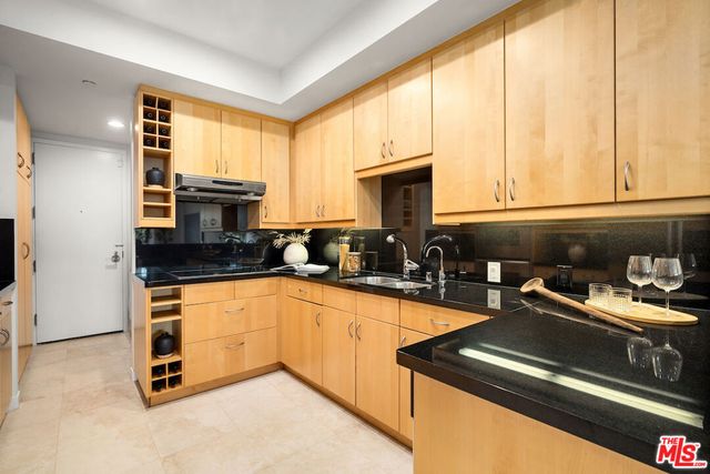 10551 Wilshire Boulevard 503, Los Angeles, CA 90024