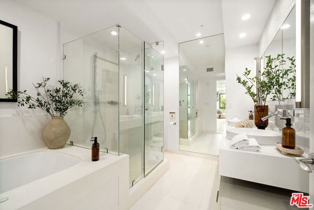 10551 Wilshire Boulevard 503, Los Angeles, CA 90024