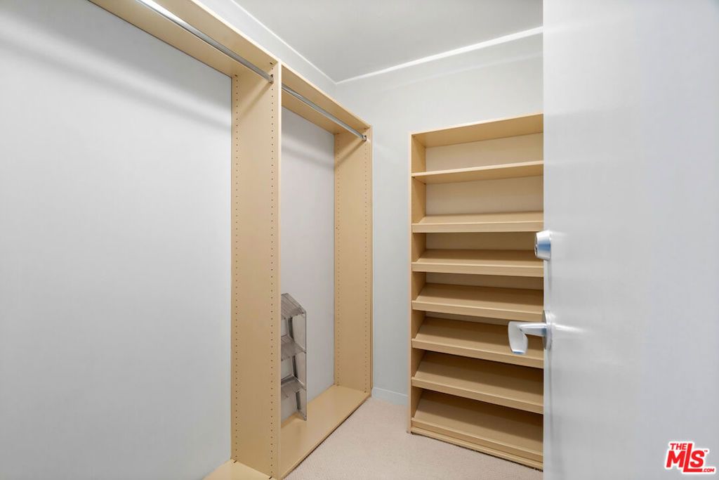 Image 31 of property listing at 10551 Wilshire Boulevard 503, Los Angeles, CA 90024