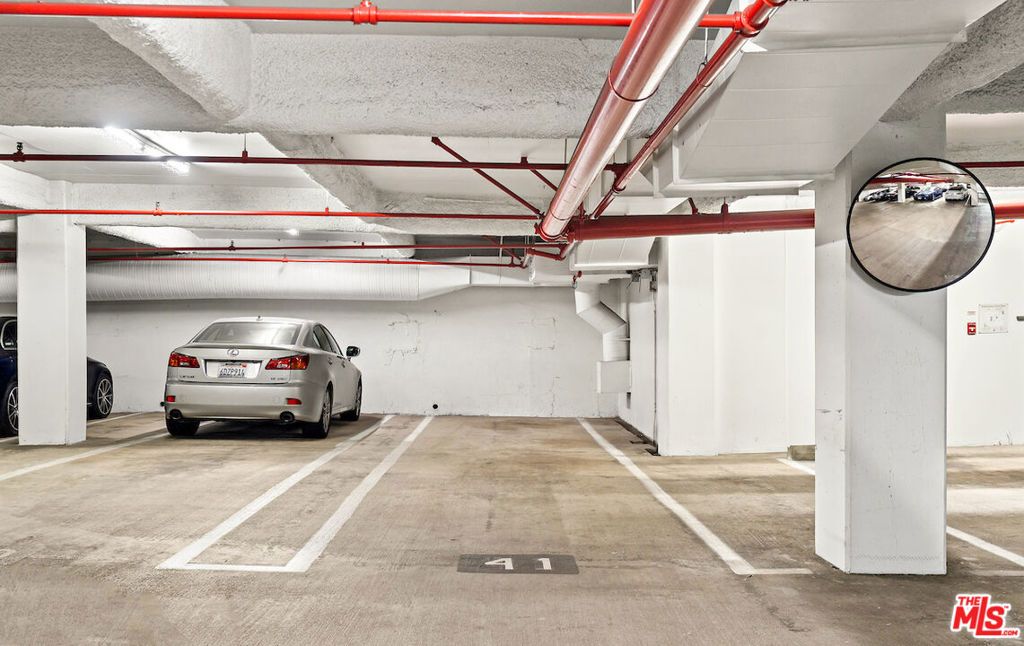 Image 37 of property listing at 10551 Wilshire Boulevard 503, Los Angeles, CA 90024