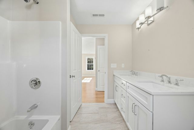 35 Martin, Douglas, MA 01516