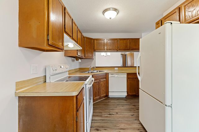 5998 Fernwood Street, Shoreview, MN 55126