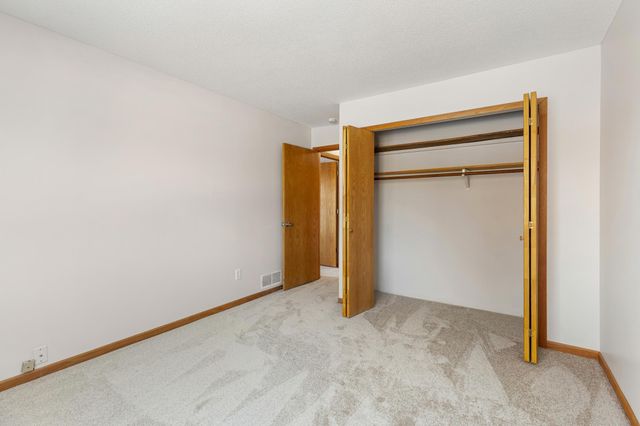 5998 Fernwood Street, Shoreview, MN 55126