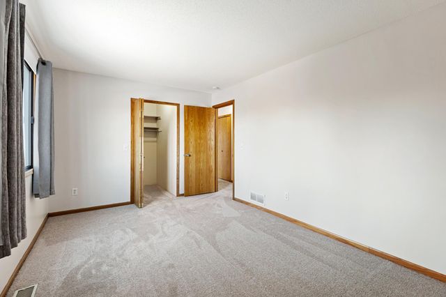 5998 Fernwood Street, Shoreview, MN 55126