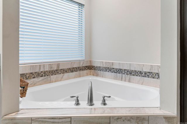 6099 Kamden Cove, Alexander, AR 72002