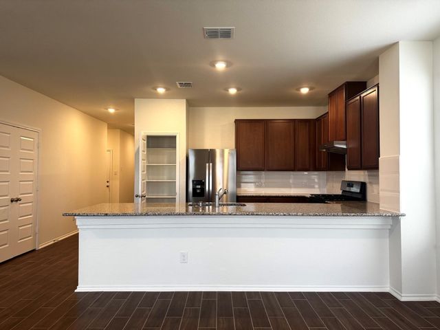 4833 Teverola DR, Round Rock, TX 78665