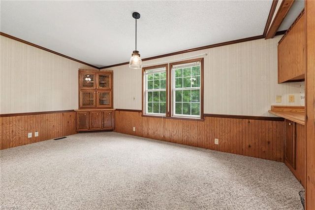 194 W 3rd Street, Denton, NC 27239