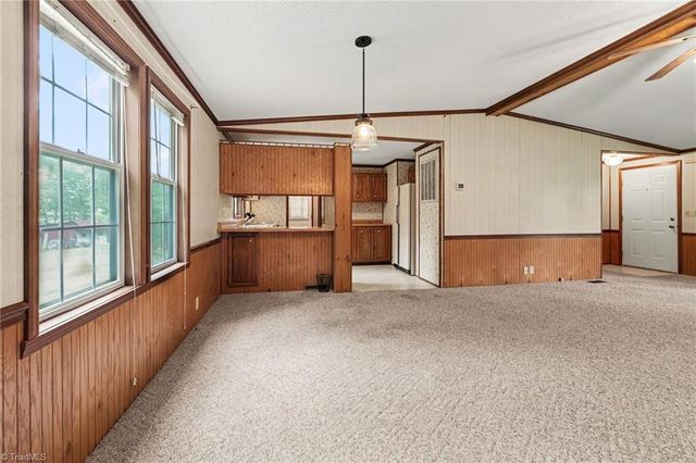 194 W 3rd Street, Denton, NC 27239