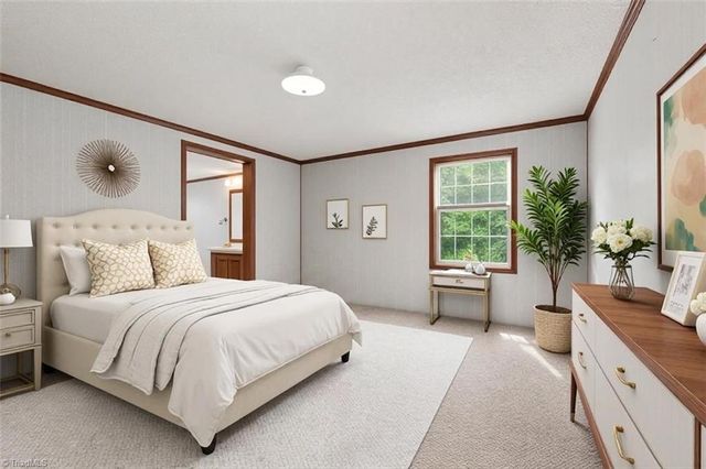 194 W 3rd Street, Denton, NC 27239