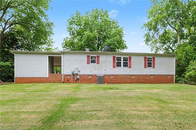 194 W 3rd Street, Denton, NC 27239
