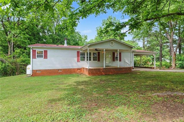 194 W 3rd Street, Denton, NC 27239