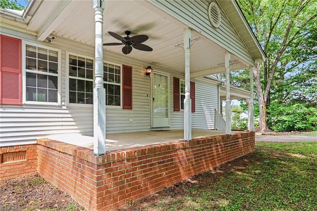 194 W 3rd Street, Denton, NC 27239