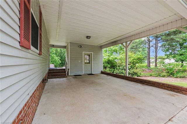 194 W 3rd Street, Denton, NC 27239