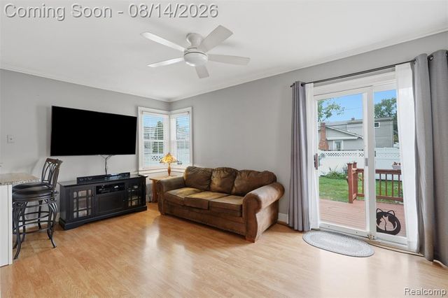 1998 Columbia Road, Berkley, MI 48072