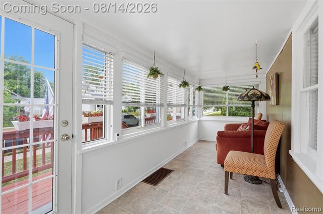 1998 Columbia Road, Berkley, MI 48072
