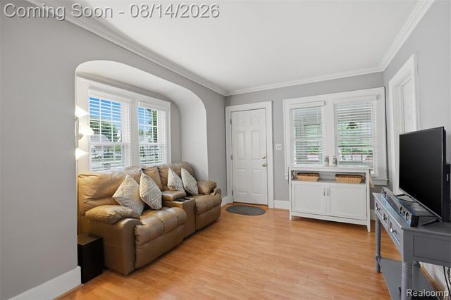 1998 Columbia Road, Berkley, MI 48072