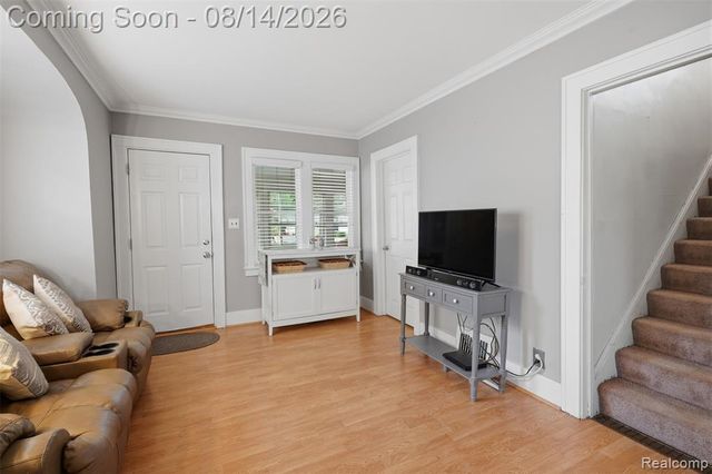1998 Columbia Road, Berkley, MI 48072