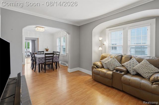 1998 Columbia Road, Berkley, MI 48072