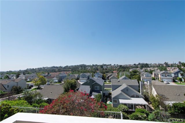 28242 Elmwood, Mission Viejo, CA 92692
