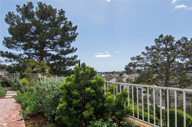 28242 Elmwood, Mission Viejo, CA 92692