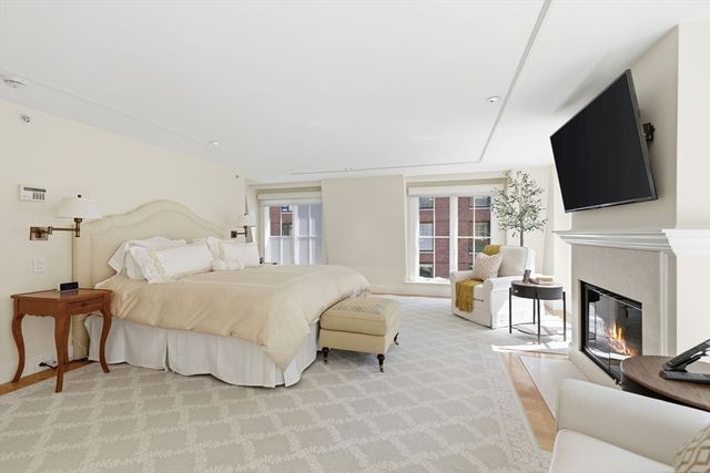 250 Boylston Street PH, Boston, MA 02116