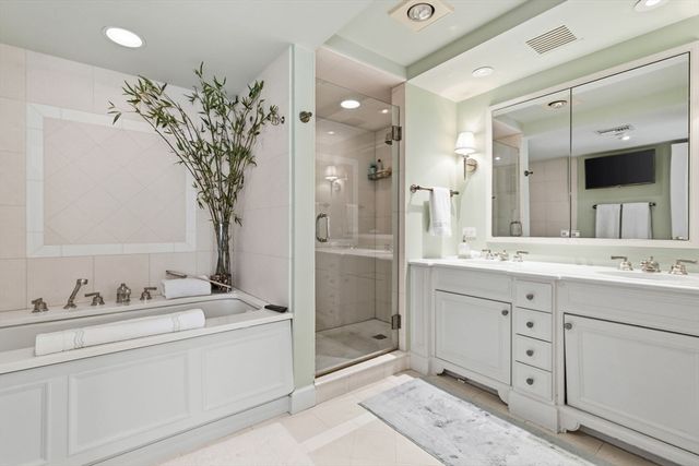 250 Boylston Street PH, Boston, MA 02116