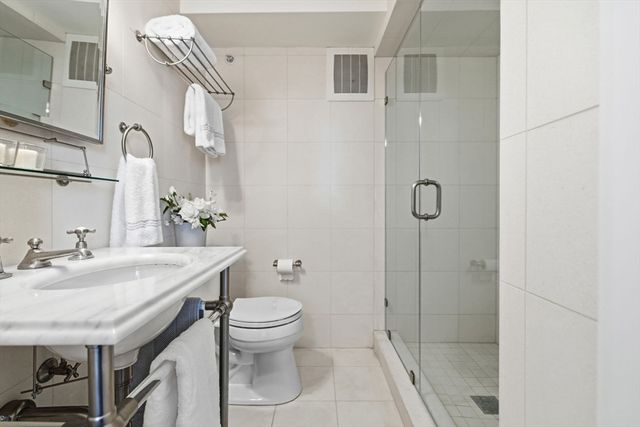 250 Boylston Street PH, Boston, MA 02116