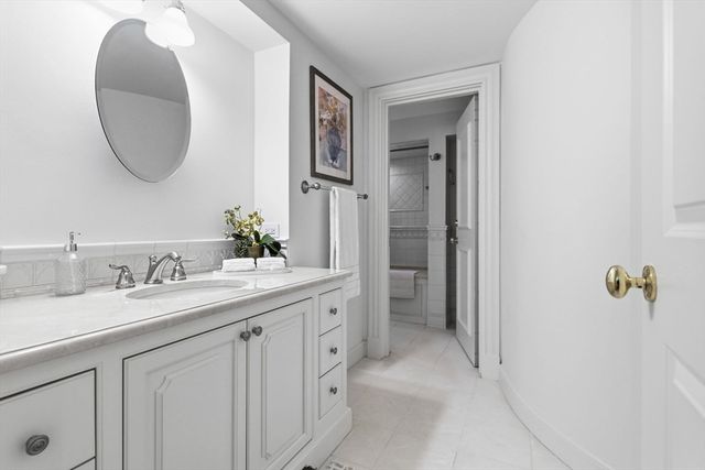 250 Boylston Street PH, Boston, MA 02116