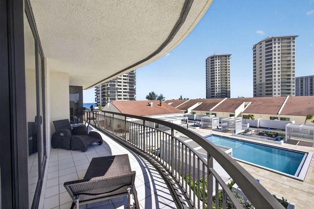 4100 N Ocean Drive 304, Riviera Beach, FL 33404