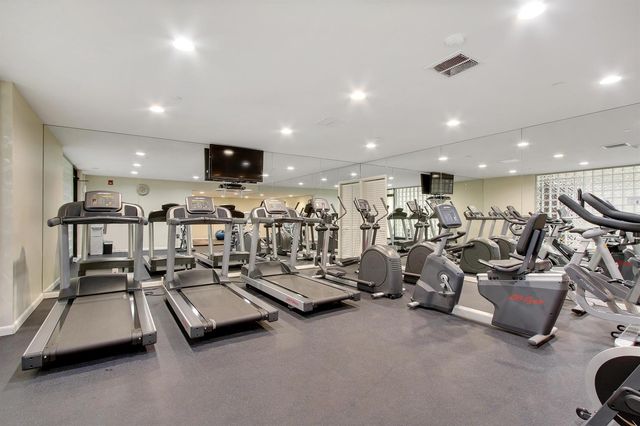 4100 N Ocean Drive 304, Riviera Beach, FL 33404