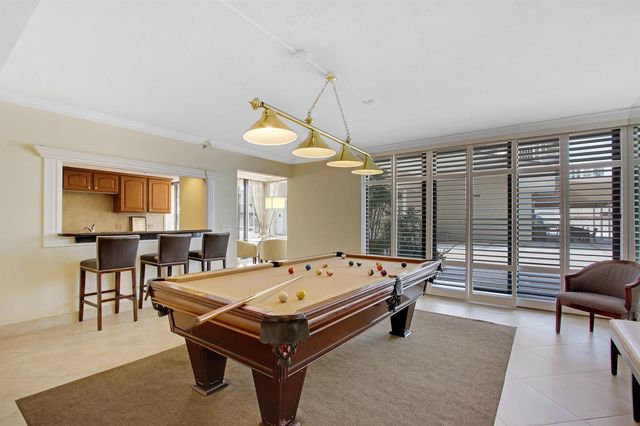 4100 N Ocean Drive 304, Riviera Beach, FL 33404