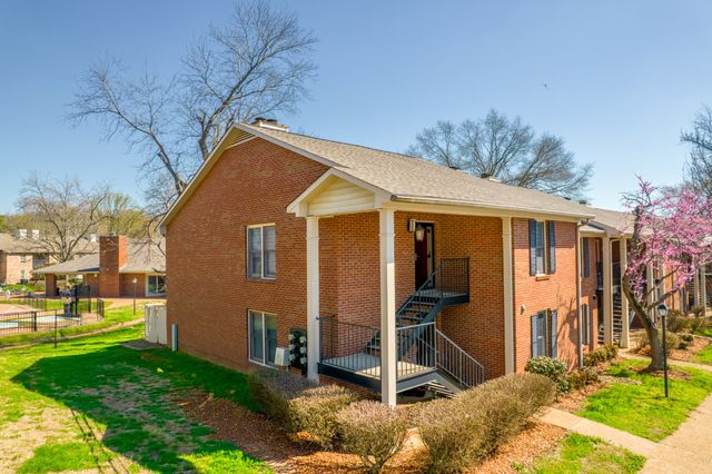 312 Westfield Dr, Nashville, TN 37221